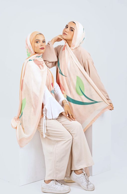 وَهْج Scarf