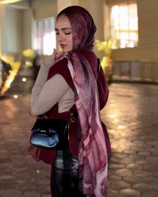 burgundy marble scarf - Image 6